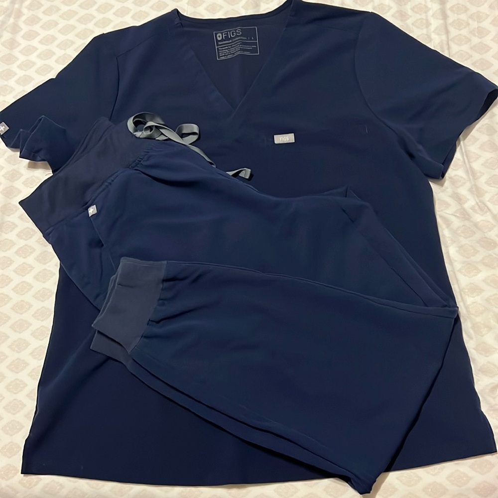 FIGS scrub set women